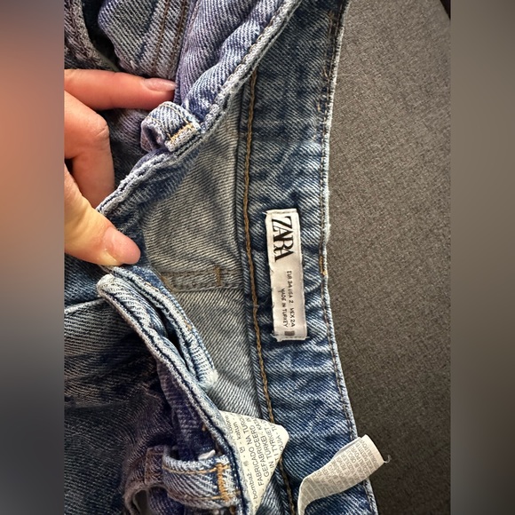 Zara jeans - Picture 3 of 4